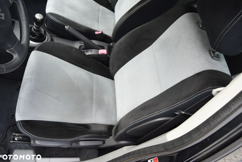 Suzuki SX4 2.0 DDiS Premium 4WD - 17