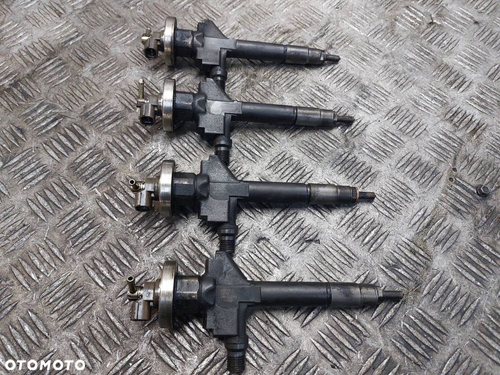 WTRYSKIWACZ KOMPLET MAZDA MPV II 2.0 D 5870 13H50B - 1