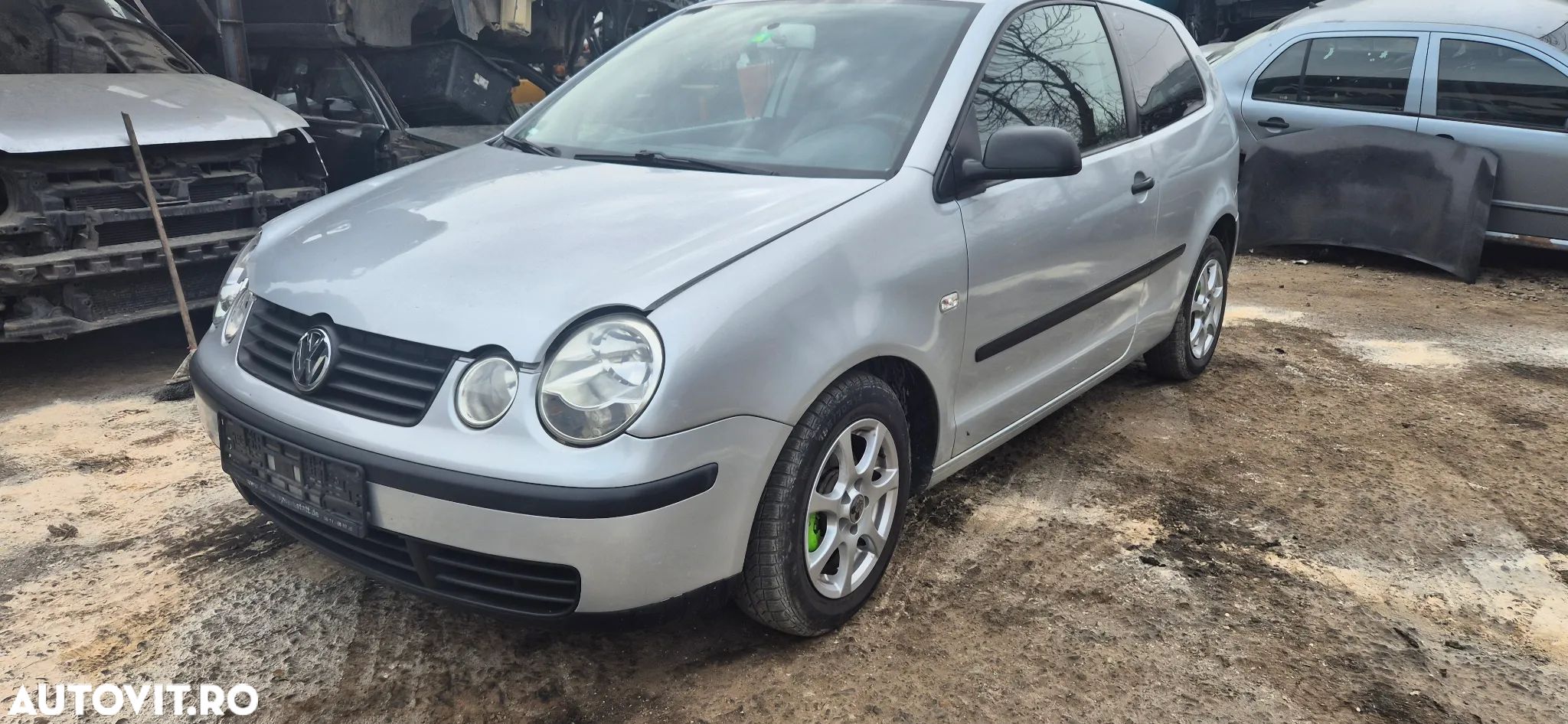 Piese auto Vw Polo 9N 9N1 2003 1.2 benzina in 2 usi - 1