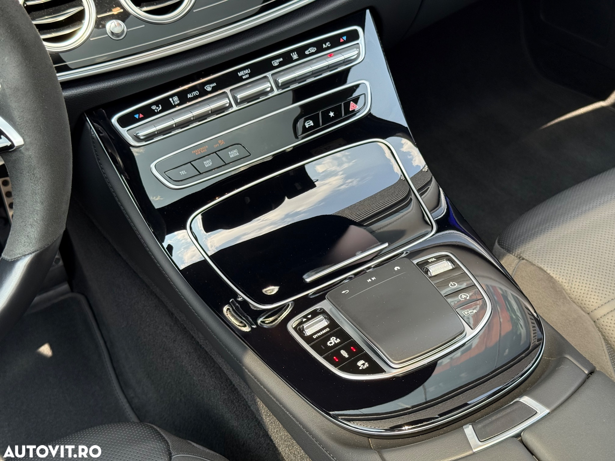Mercedes-Benz E AMG 53 MHEV 4MATIC Aut. - 35
