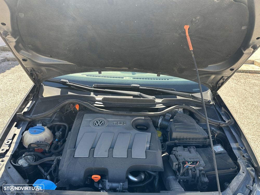 VW Polo 1.6 TDI Confortline BlueMotion - 9