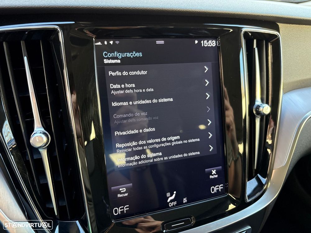 Volvo V60 2.0 D3 Momentum Plus - 34