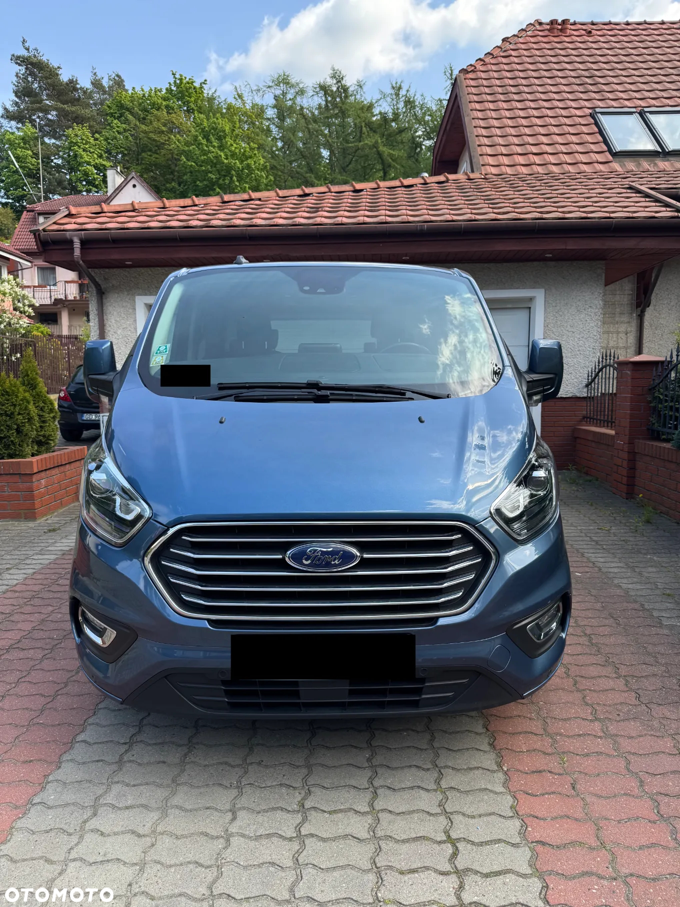 Ford Tourneo Custom 2.0 EcoBlue L2 Titanium SelectShift - 2