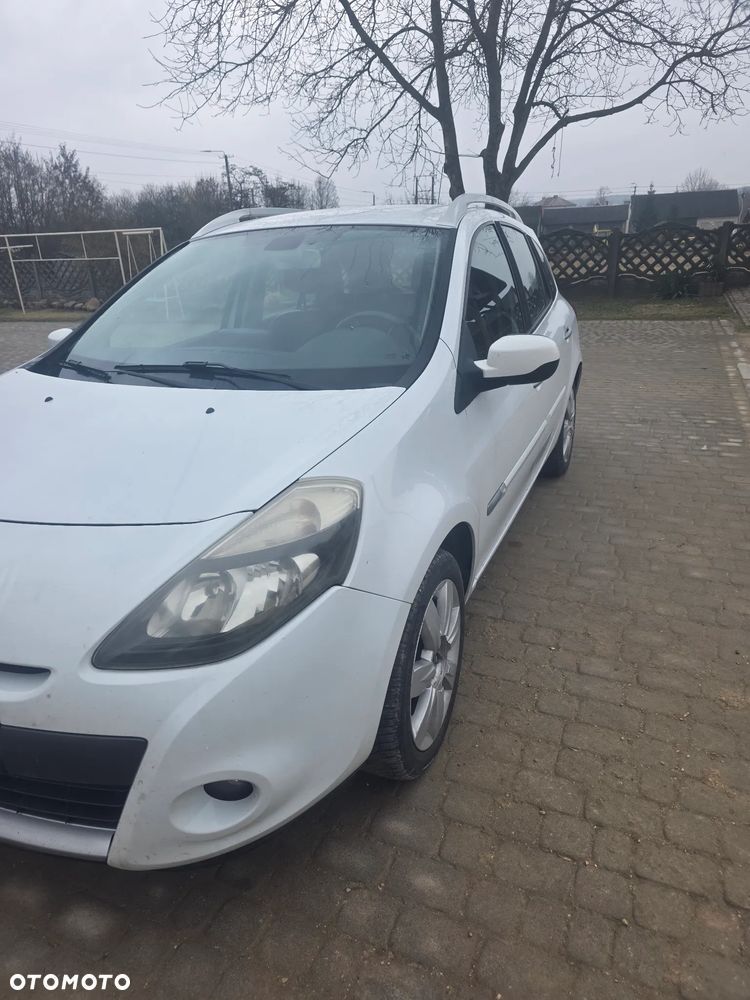 Renault Clio - 5