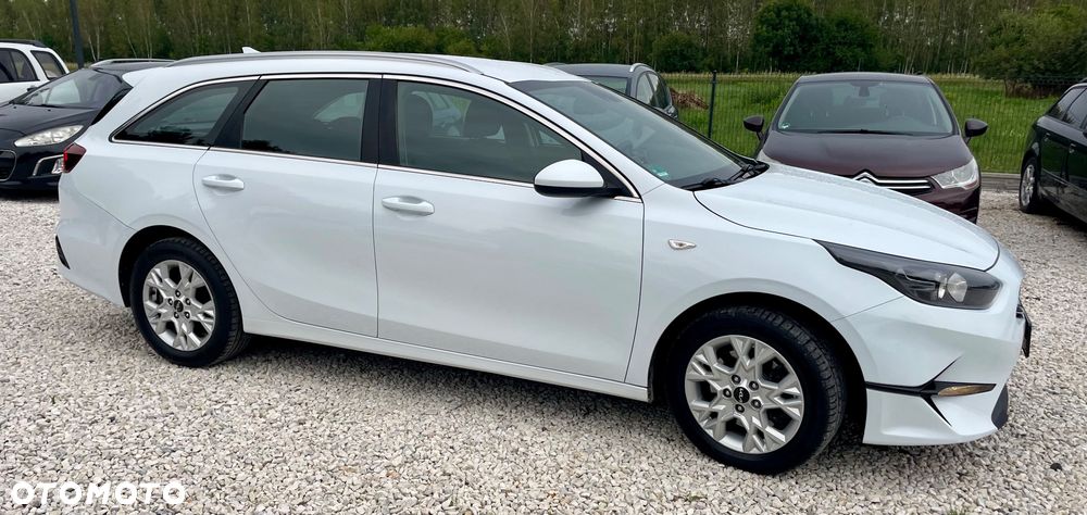 Kia Ceed 1.6 CRDi (48V Mild-Hybrid) Platinum - 19