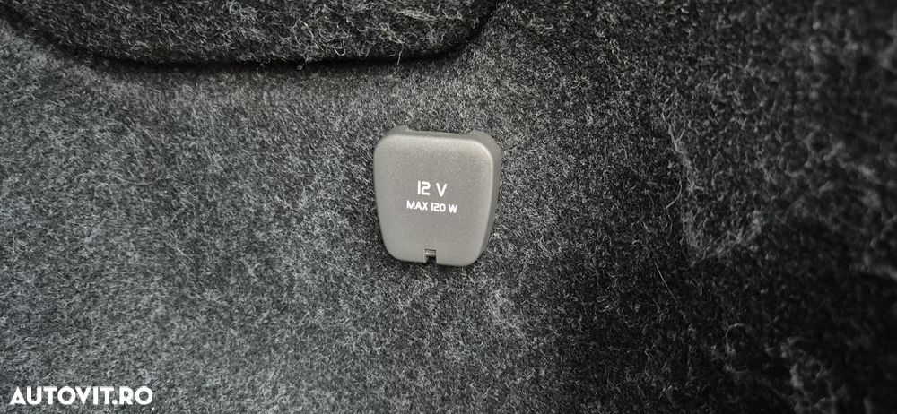 Volvo V40 D3 - 37