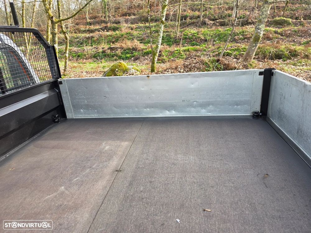 Isuzu D-Max 2.5 DTi CL 4WD L4 CM - 13