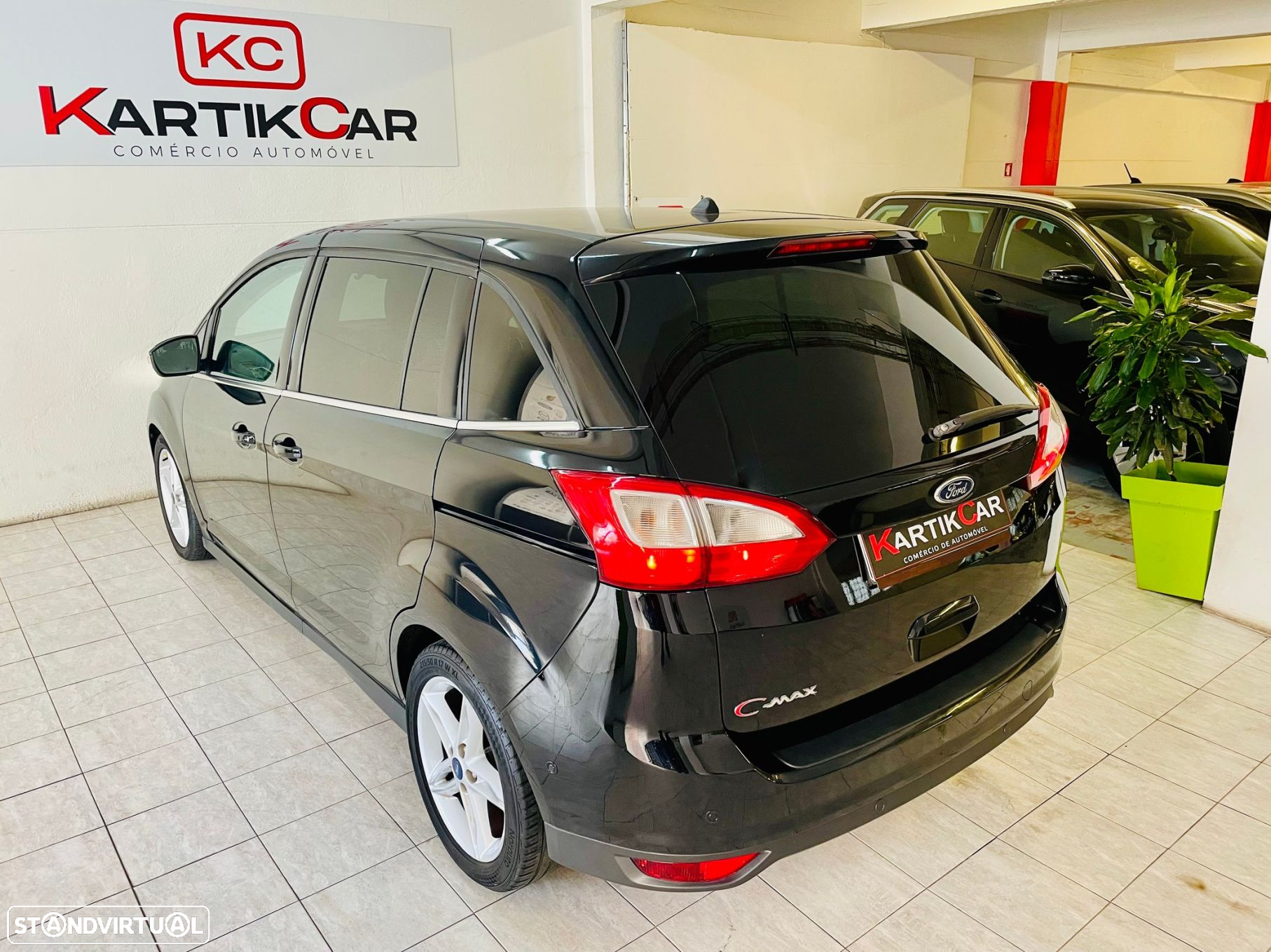 Ford Grand C-Max 1.5 TDCi Trend+ S/S - 10