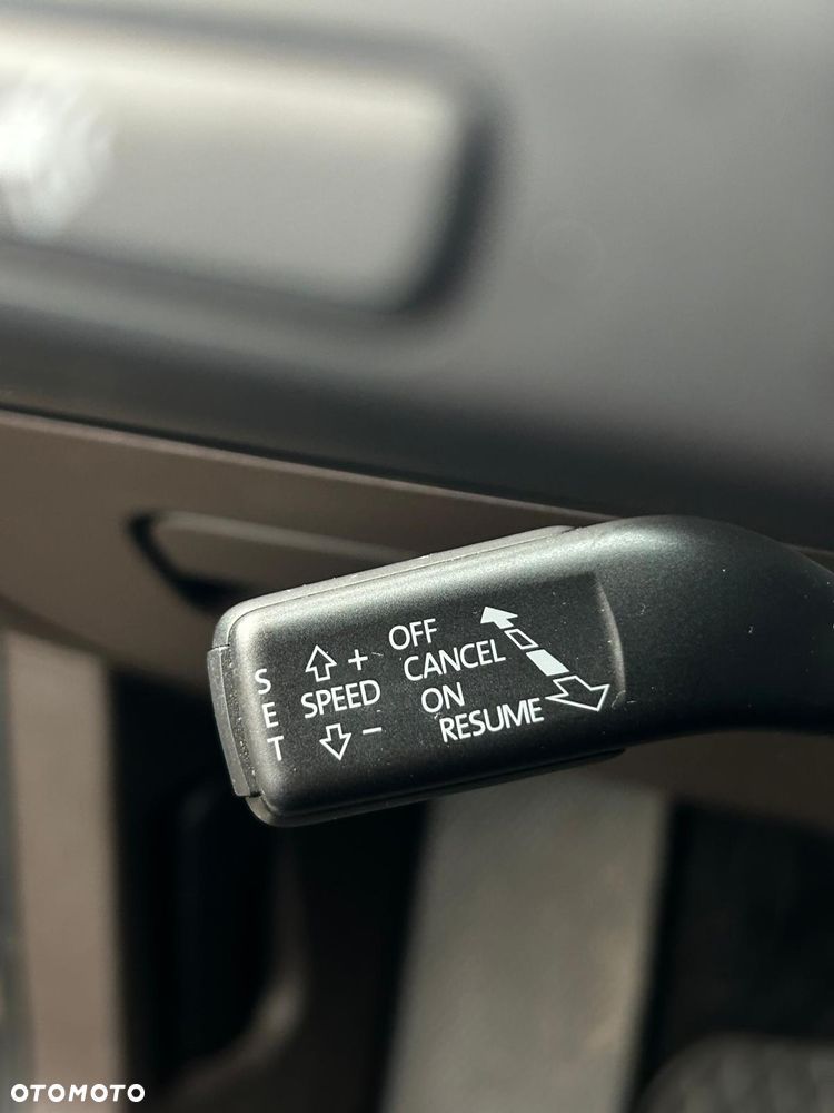 Volkswagen Passat 2.0 TDI DSG BlueMotion Technology Highline - 31