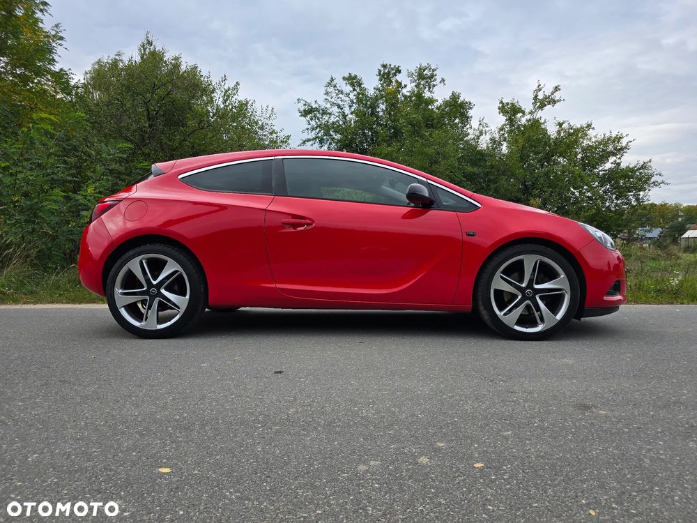 Opel Astra 1.6 Turbo Innovation - 22