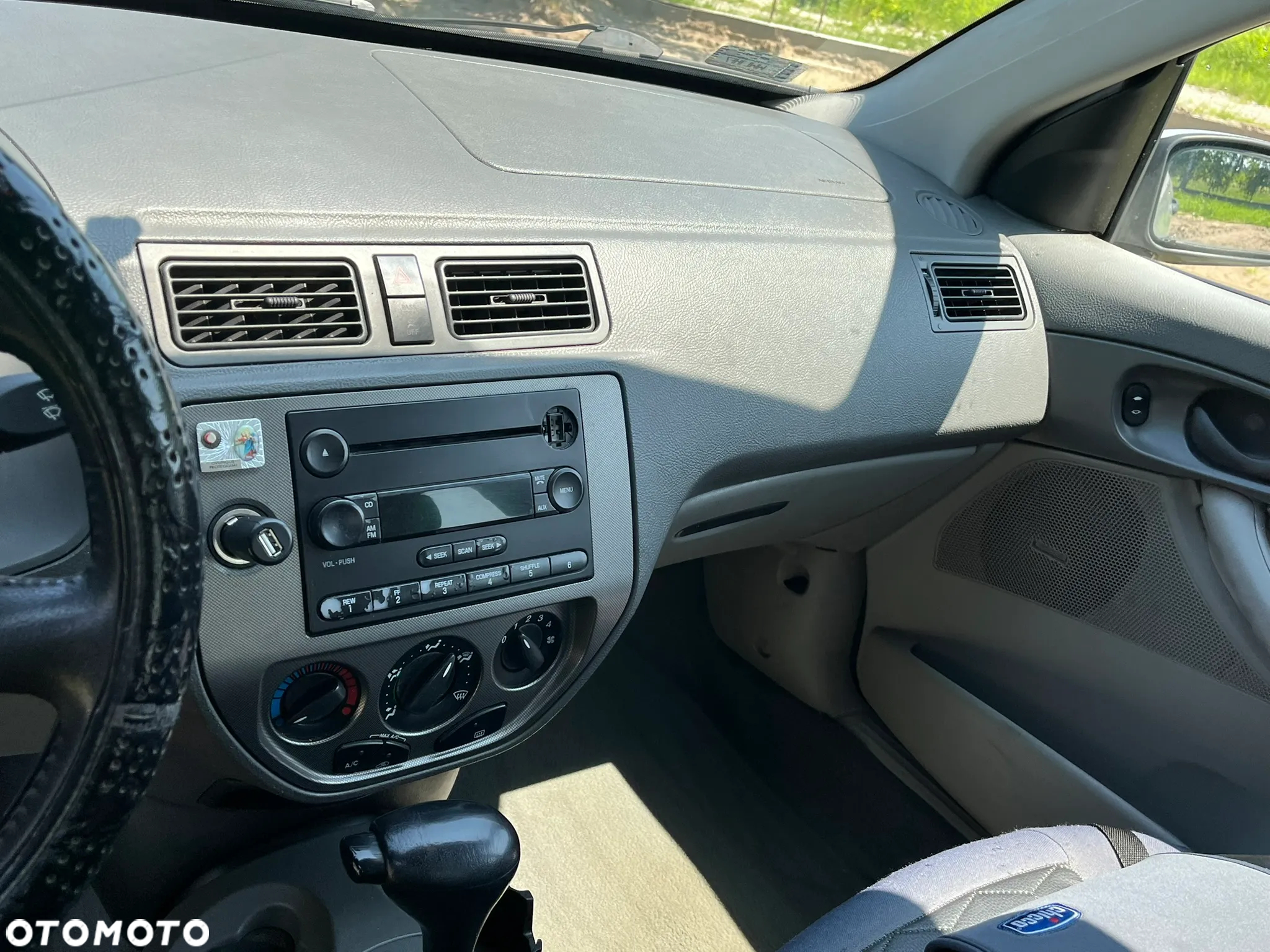 Ford Focus - 8