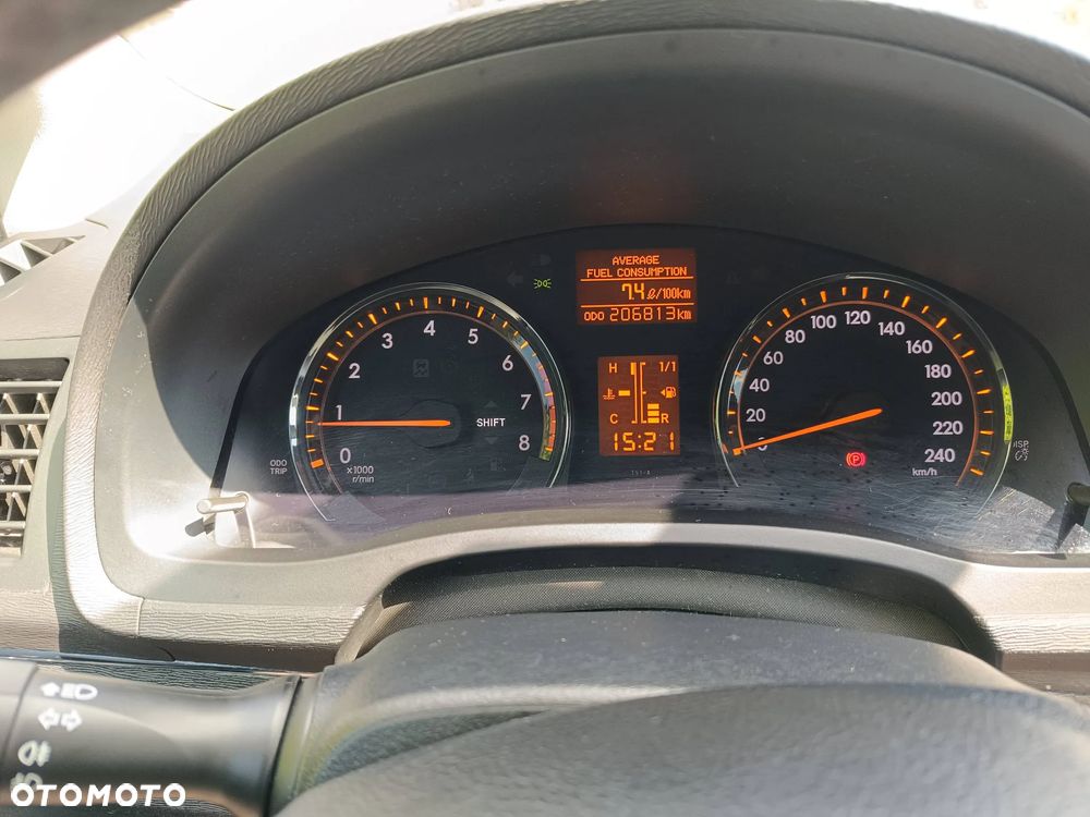Toyota Avensis 2.0 Prestige NAVI - 31