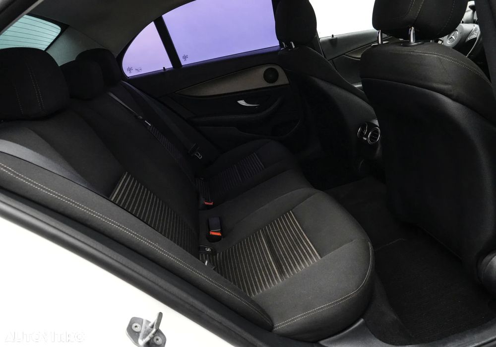 Mercedes-Benz E 200 d Aut. - 16