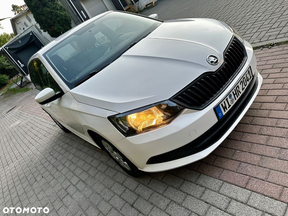 Skoda Fabia 1.0 Joy - 1