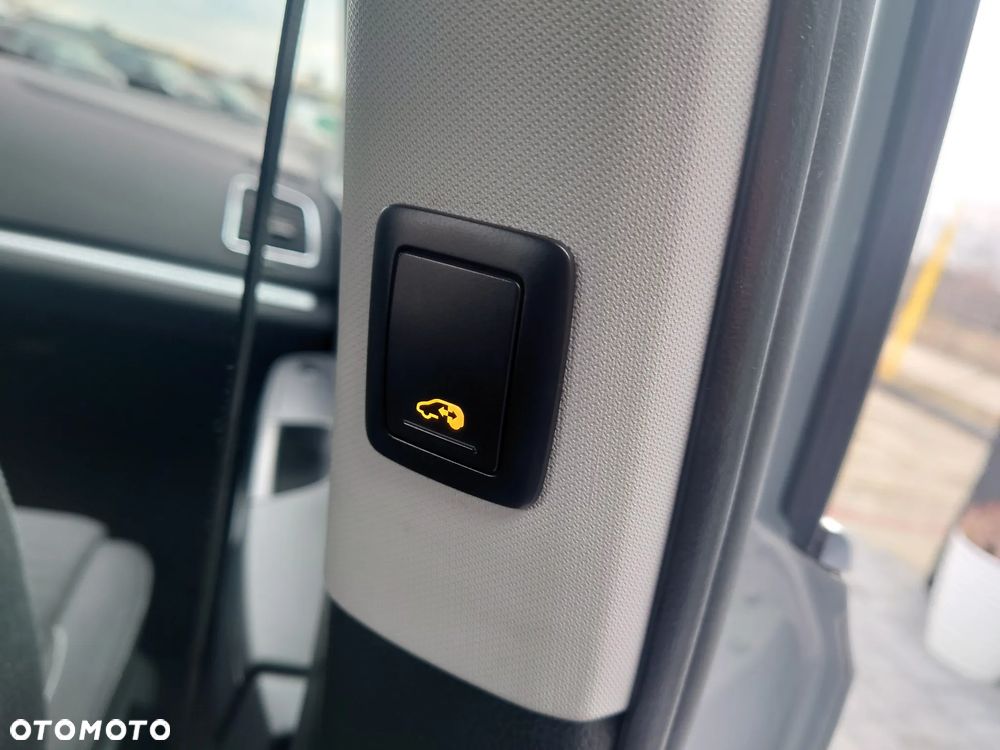 Volkswagen Sharan 2.0 TDI DSG BlueMotion Technology Cup - 19