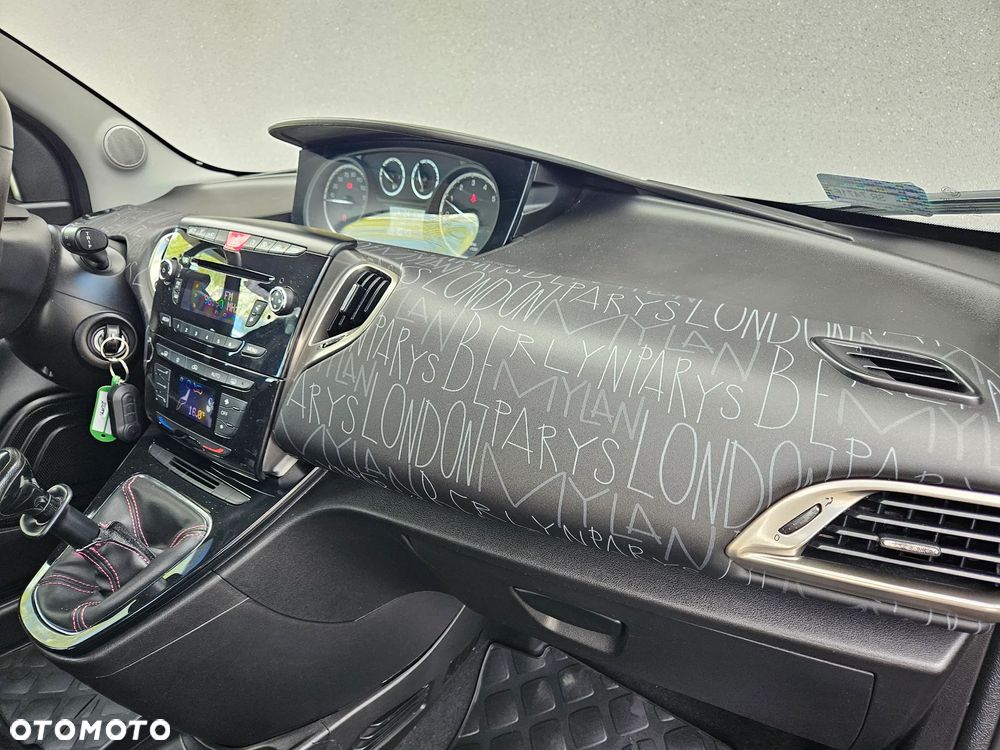 Lancia Ypsilon 1.2 8V Gold S&S - 18