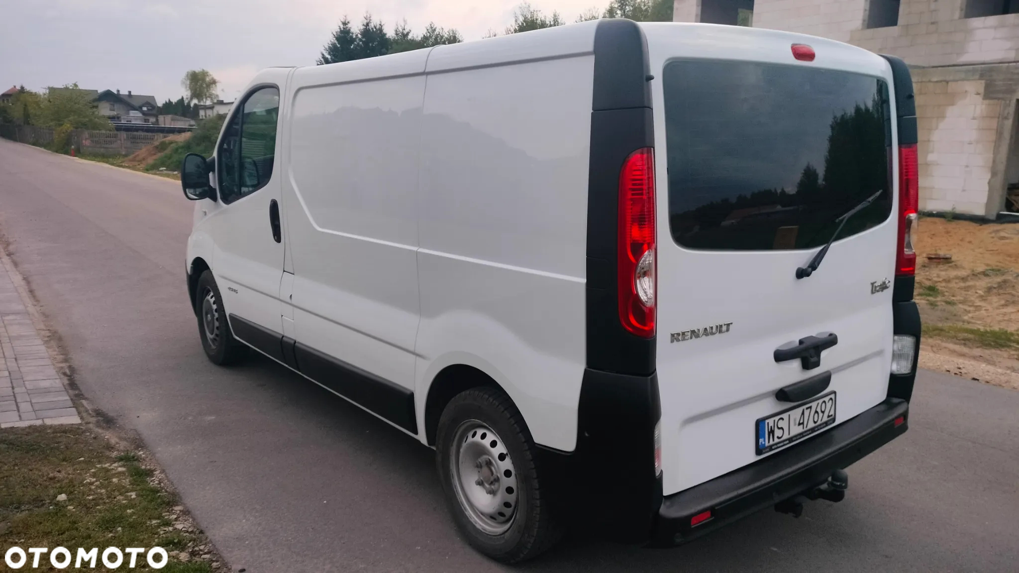 Renault TRAFIC - 10