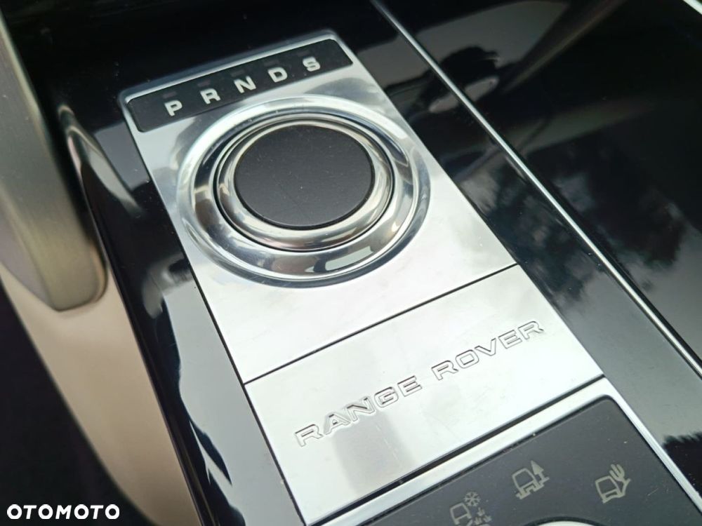 Land Rover Range Rover - 31