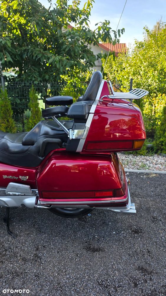 Honda GL - 40