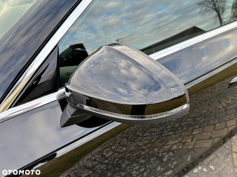 Audi A4 Avant 2.0 TFSI ultra S tronic - 16