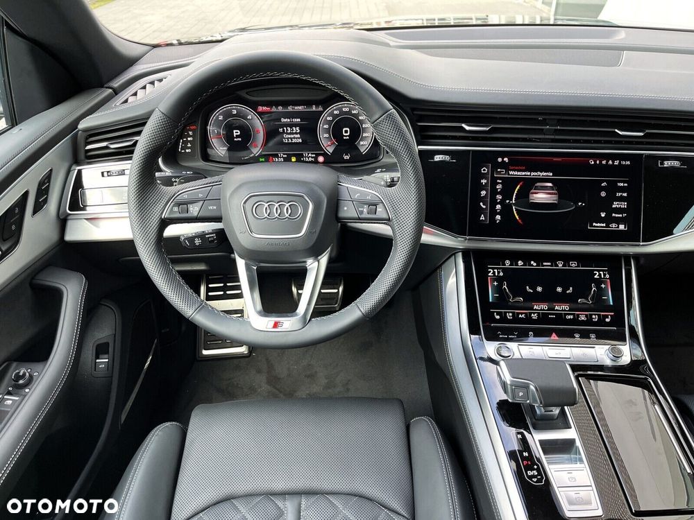 Audi Q8 - 18