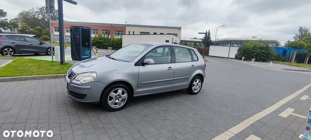 Volkswagen Polo 1.2 12V Trendline - 1