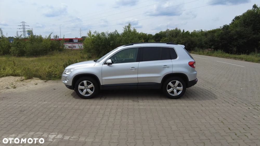 Volkswagen Tiguan - 4
