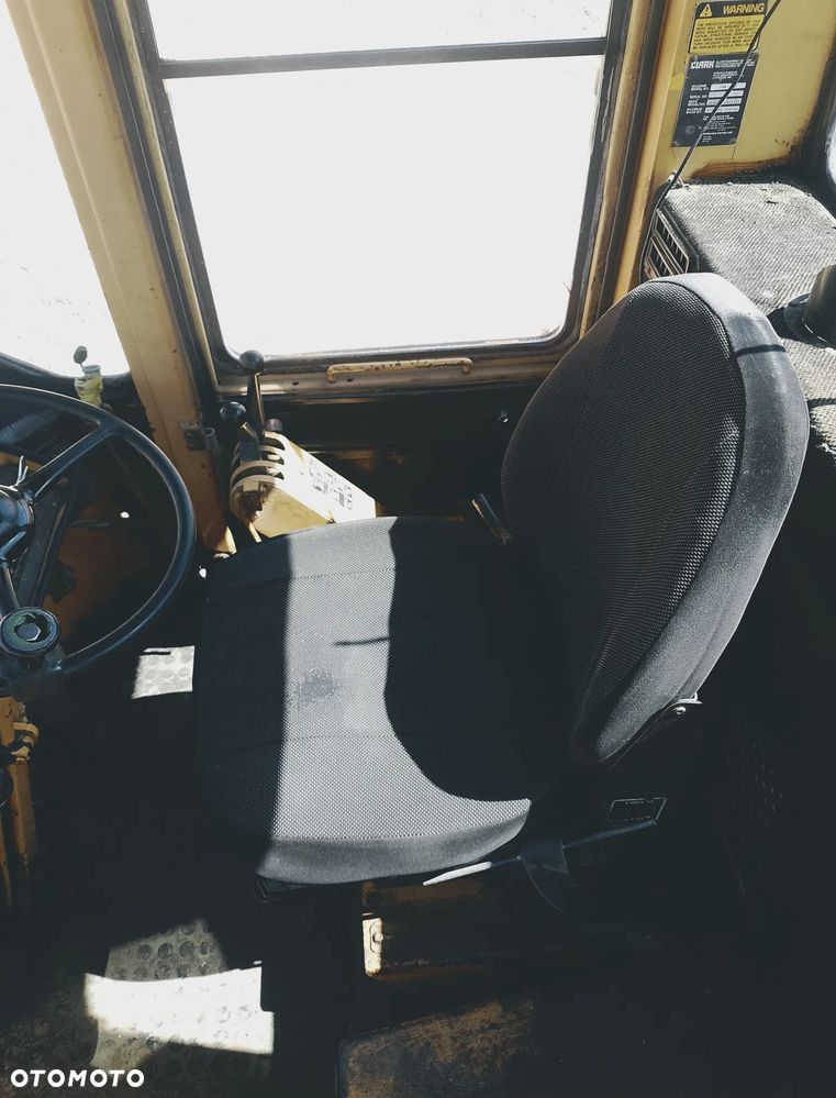 Clark 75C - 10