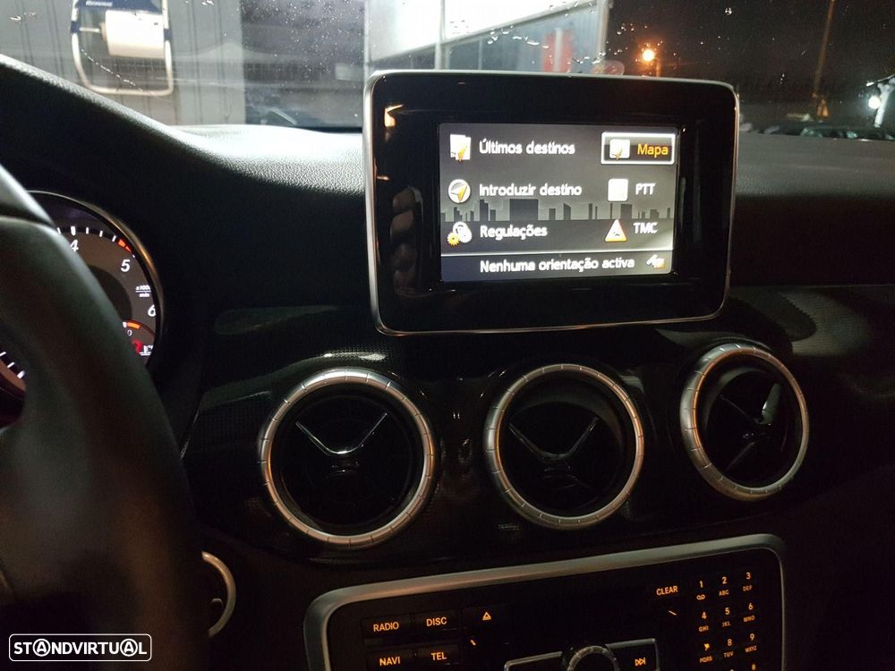 Mercedes-Benz CLA 200 CDI Urban - 27
