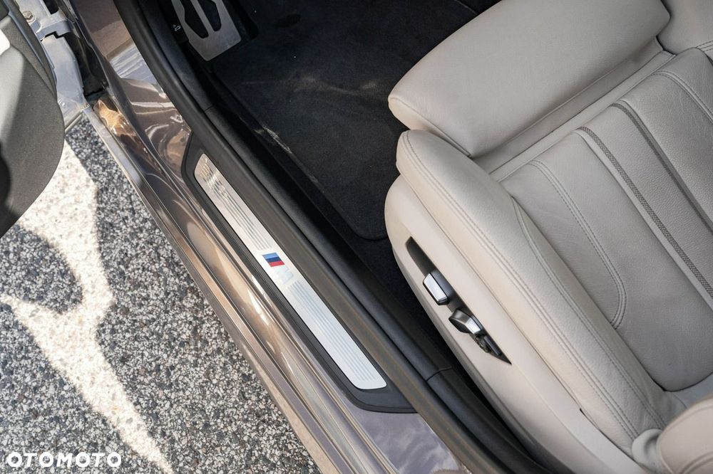 BMW Seria 5 530i xDrive mHEV M Sport sport - 32