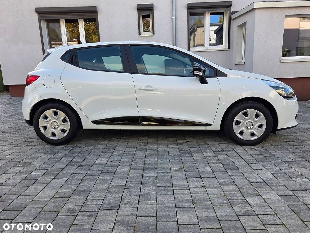 Renault Clio 1.2 16V Life EU6 - 2