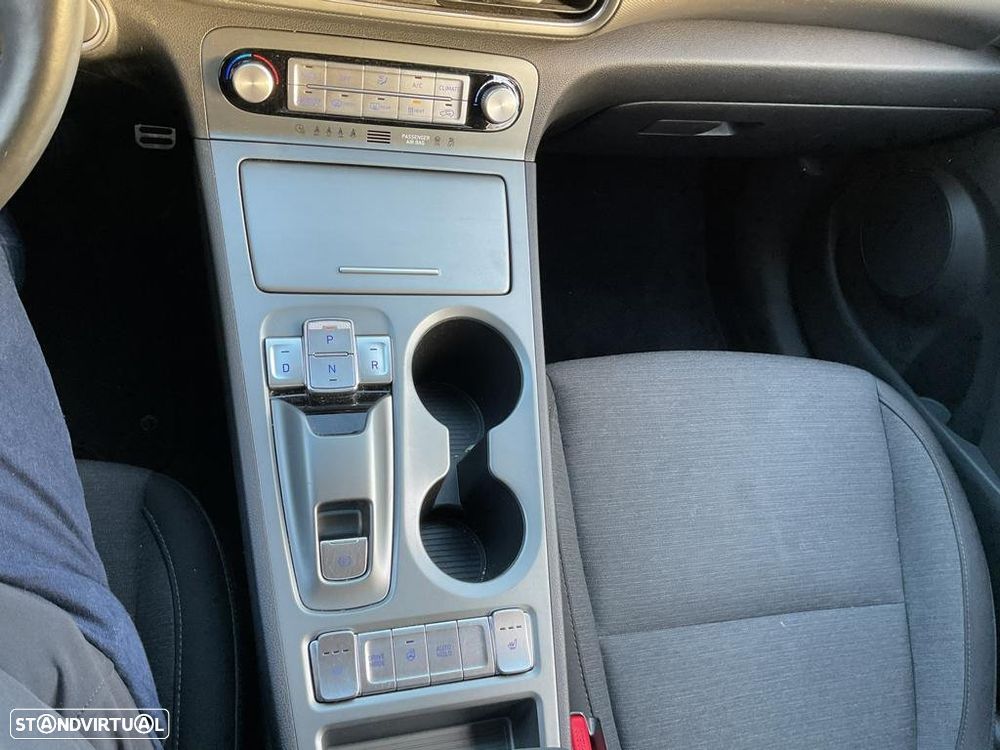 Hyundai Kauai Advantage - 15