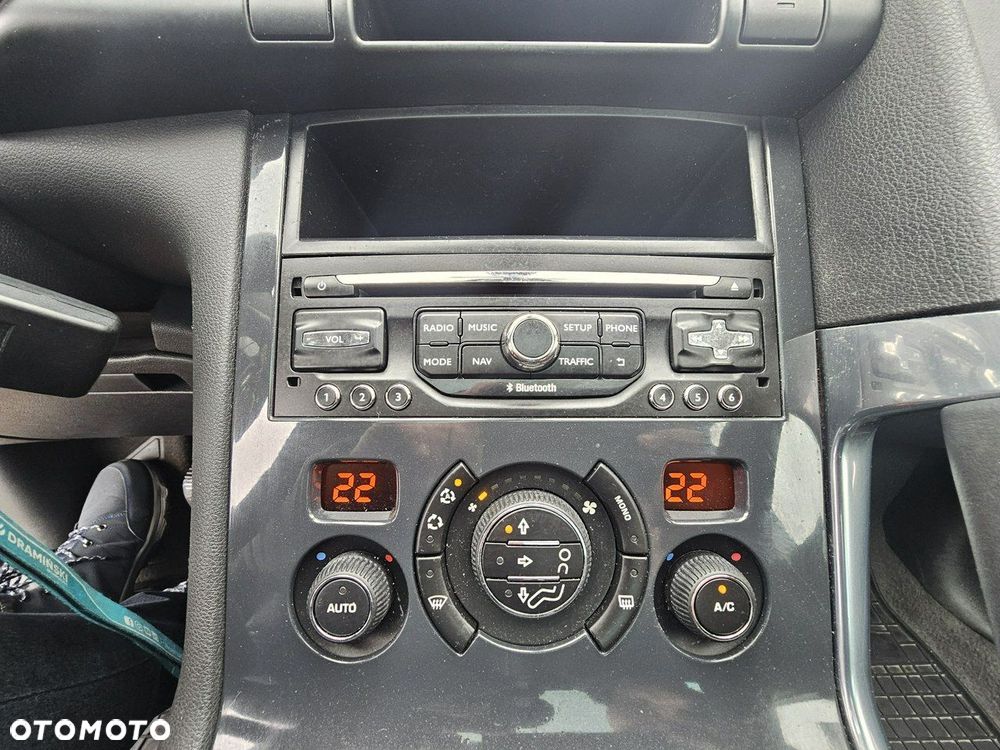 Peugeot 3008 1.6 Allure - 22