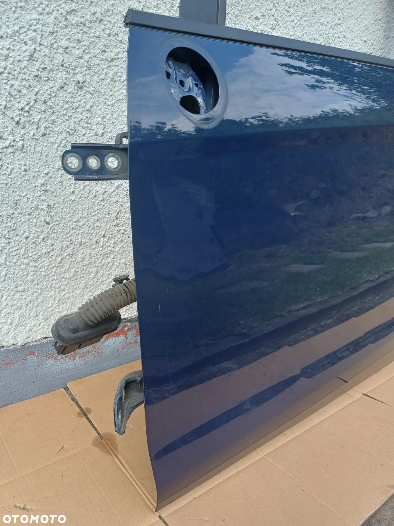 Drzwi lewy przód Ford B-Max kod lakieru EC - 4