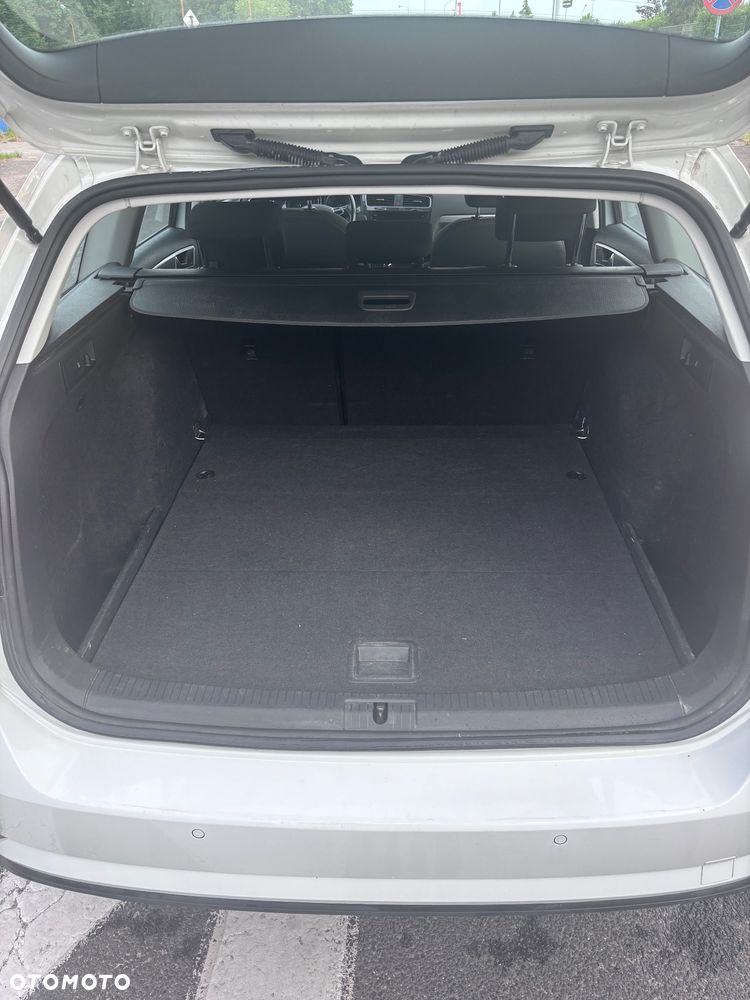 Volkswagen Golf 1.6 TDI BMT Comfortline - 12