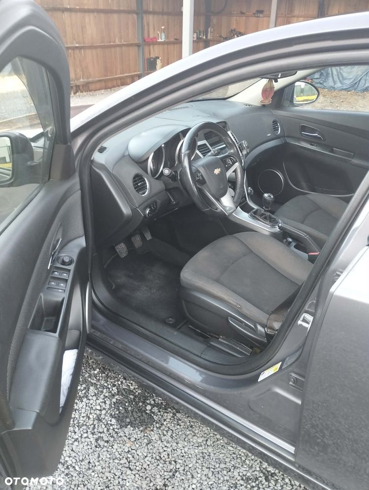 Chevrolet Cruze 1.7 D LT+ - 2