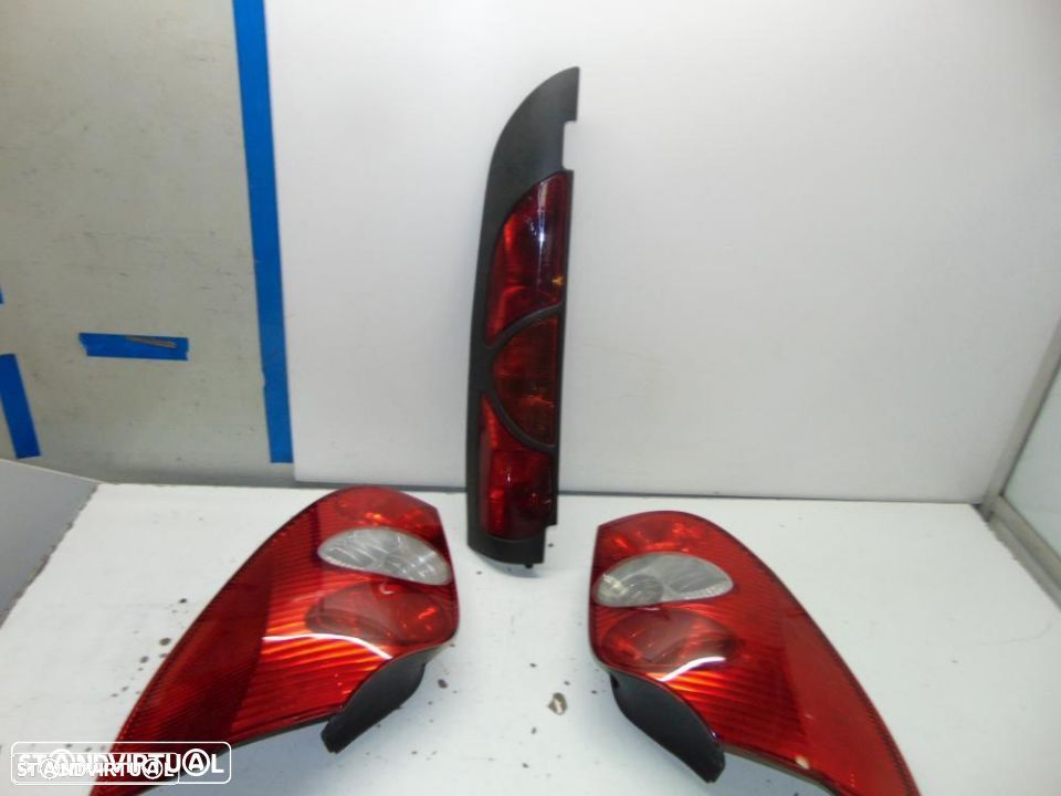 Farolins Renault Laguna 2005 - 1