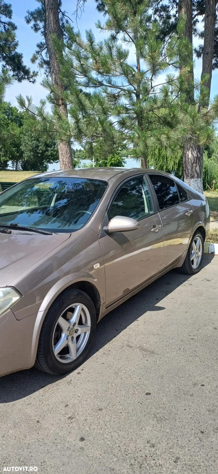 Nissan Primera 1.8 Visia - 2