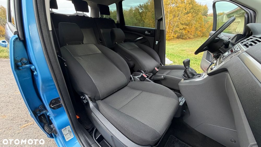 Ford C-MAX - 18