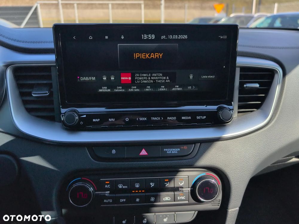 Kia XCeed 1.5 T-GDI M - 25