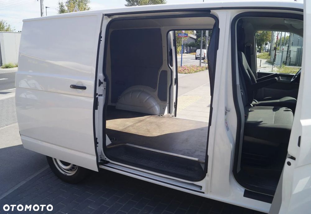 Volkswagen Transporter - 10