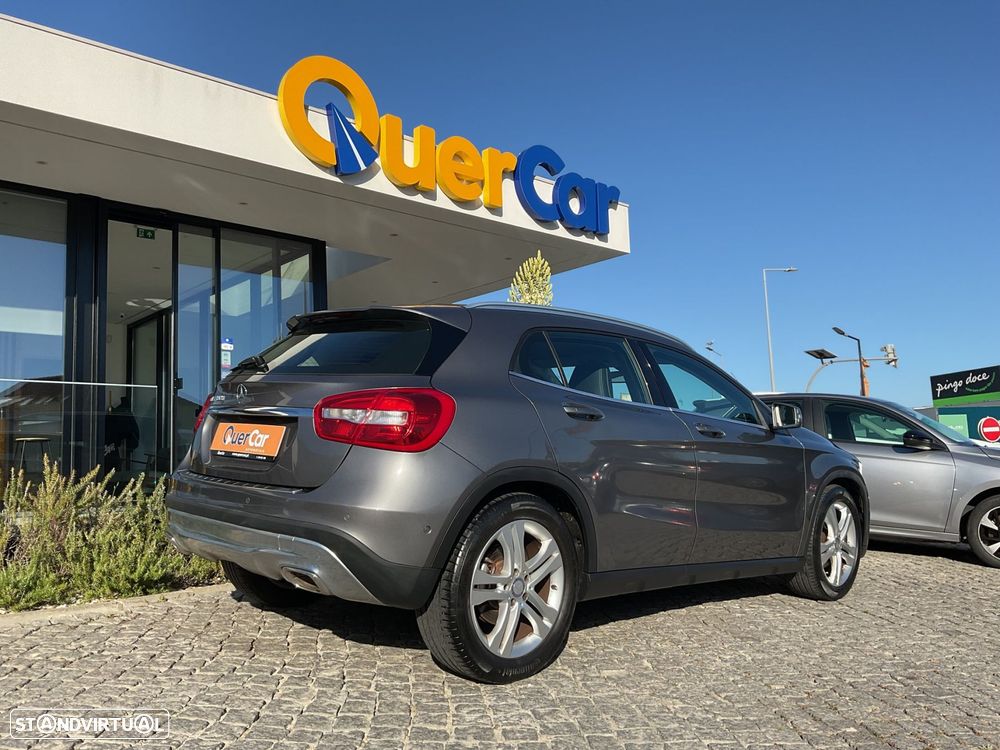 Mercedes-Benz GLA 180 d - 13