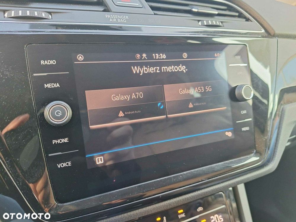 Volkswagen Touran - 18