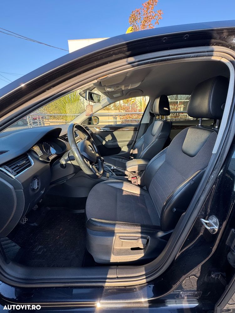 Skoda Octavia 2.0 TDI STYLE - 6
