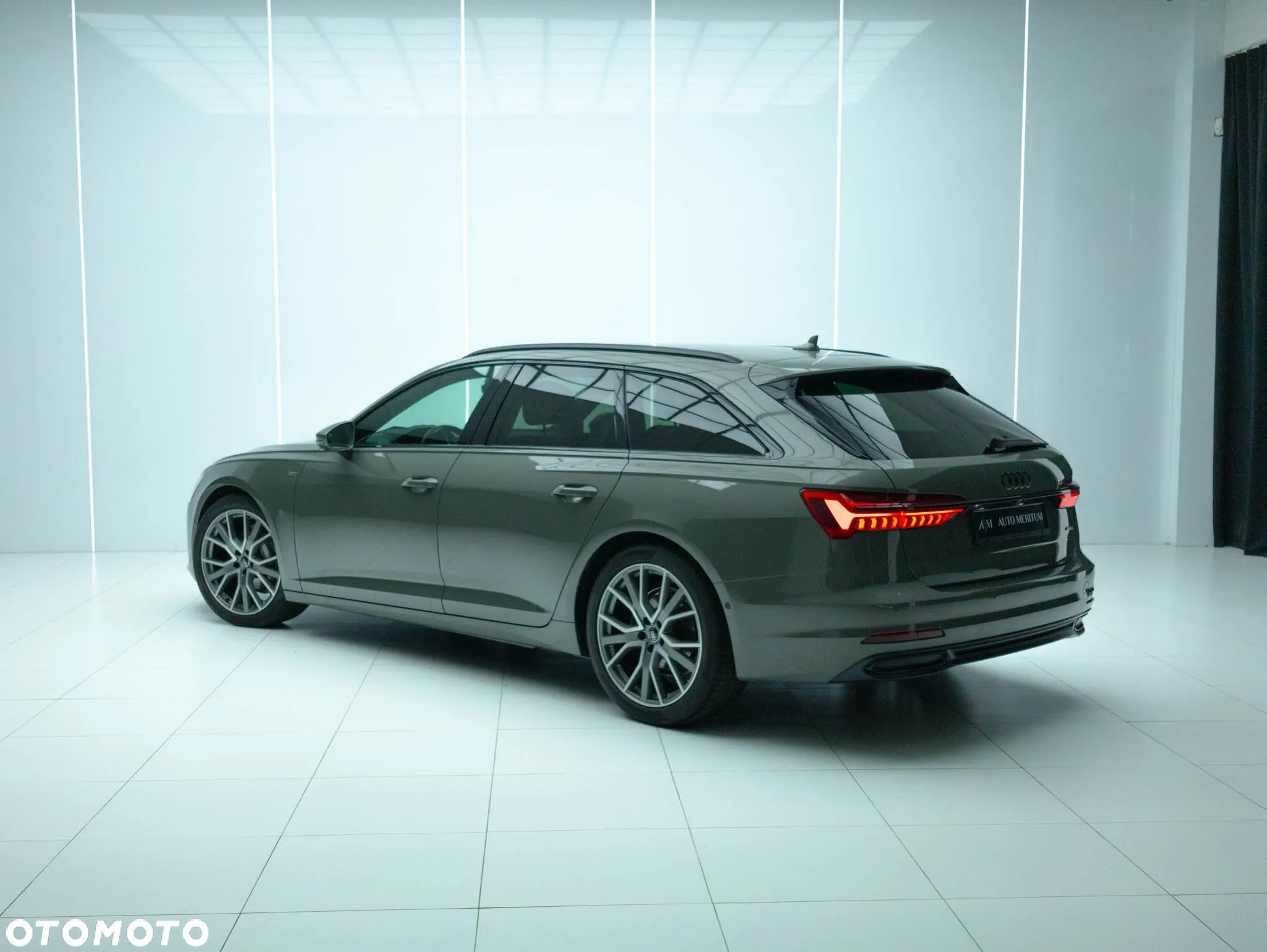 Audi A6 Avant TDI quattro S tronic - 8