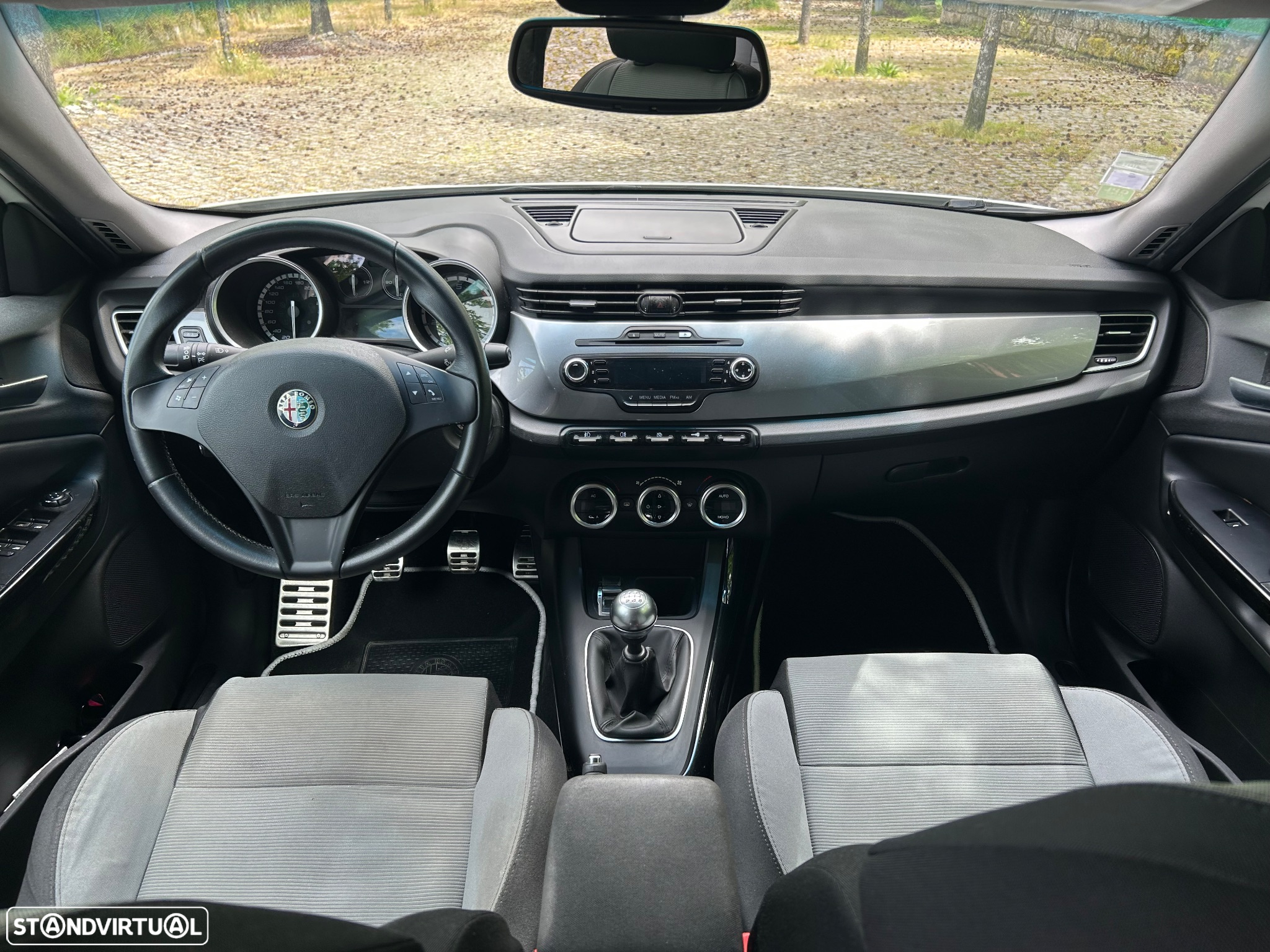 Alfa Romeo Giulietta 1.4 T Multiair Distinctive - 6