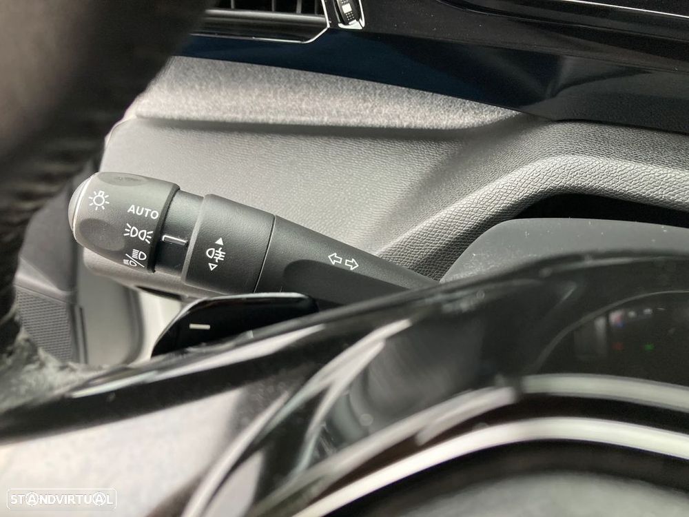 Peugeot 308 SW BlueHDi 130 EAT8 Allure Pack - 20