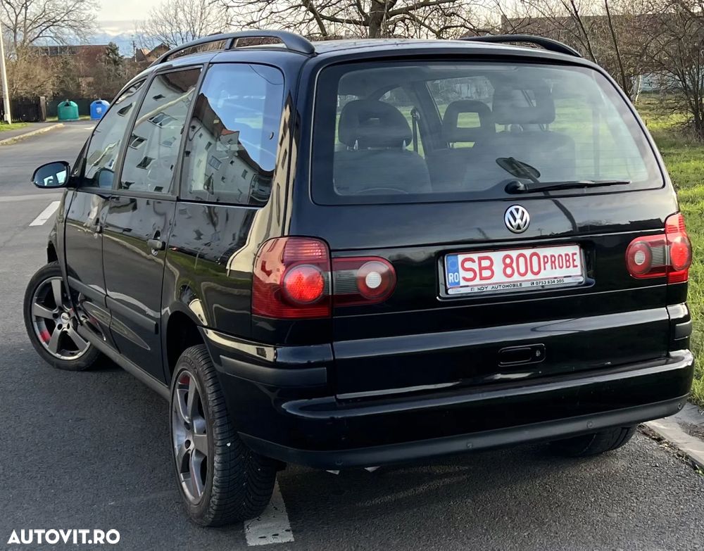 Volkswagen Sharan 1.9 TDI Exclusive Edition - 5