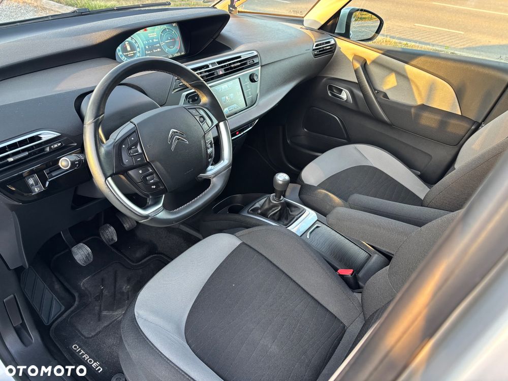 Citroën C4 Picasso - 6