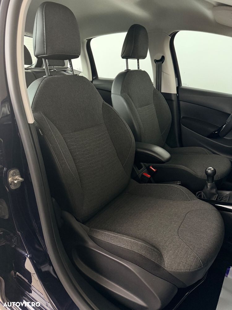 Citroën C3 Pure Tech (VTi) 82 Exclusive - 19